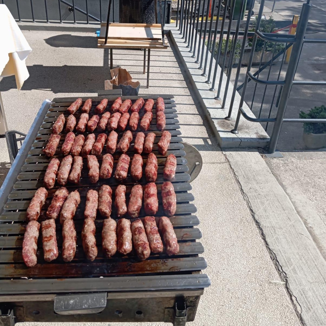Ćevapi na roštilju